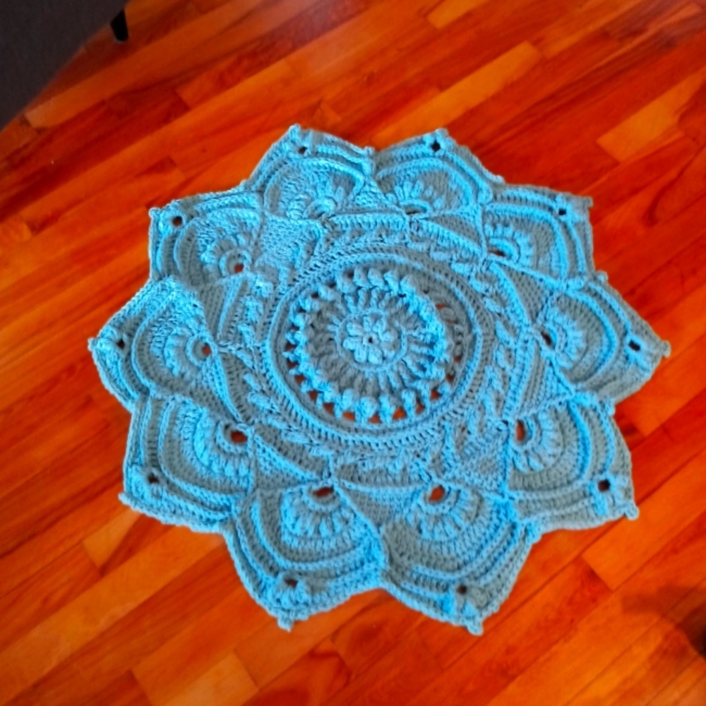 Bathroom mat and basket